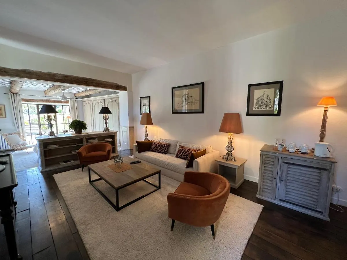 Bed & Breakfast Villa Hautvallon - Peaceful Escape In Provence Gordes France